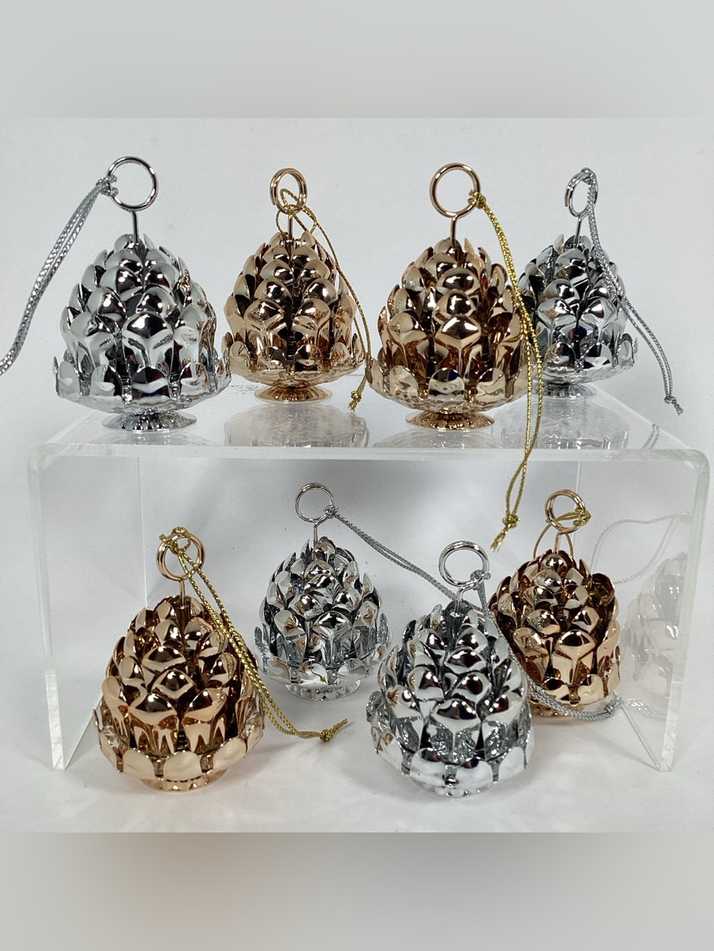 New Open Box Set Of 8 Silver & Gold Metal Pinecone Ornaments/Place Card Holders